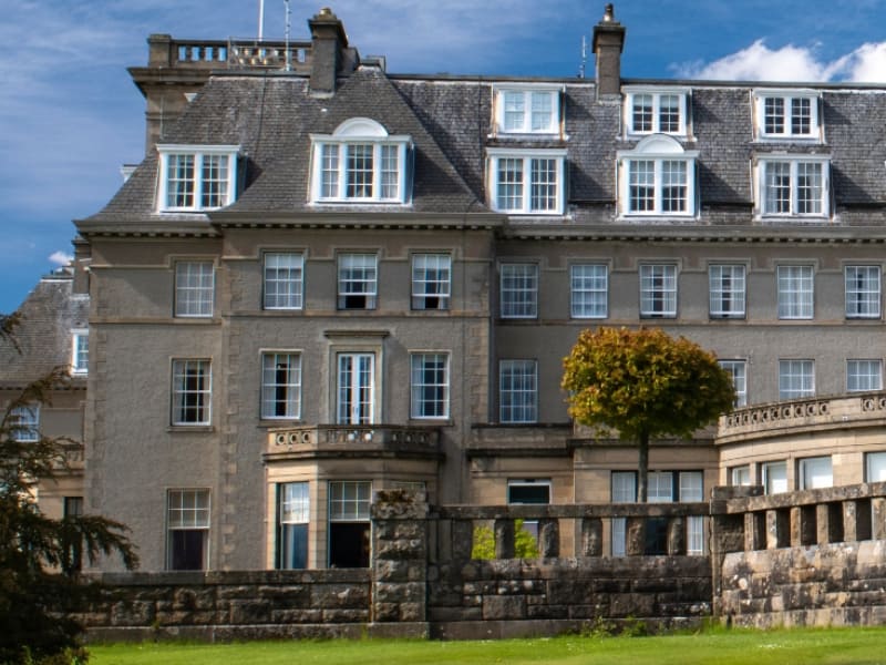 Taxi Gleneagles - Browns Hire