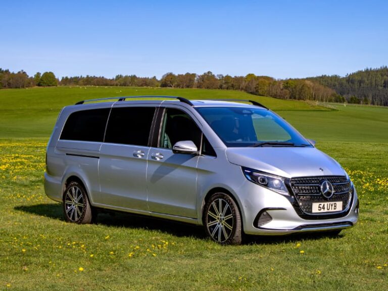 Browns Hire Mercedes V Class