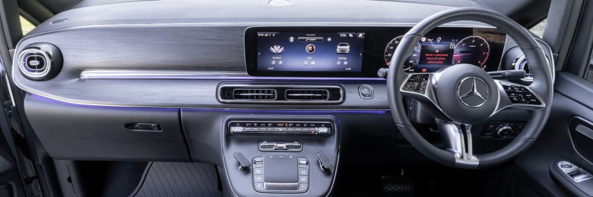 Mercedes V Class dashboard